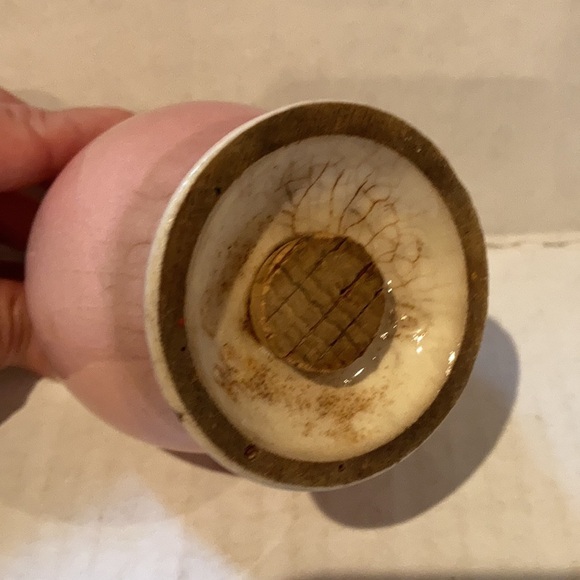 Vintage Hull Sunglow pottery pink salt and pepper shakers - Picture 6 of 14